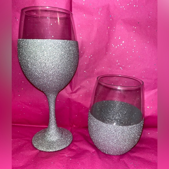 Sparkling Silver Wine glass set - Picture 2 of 6